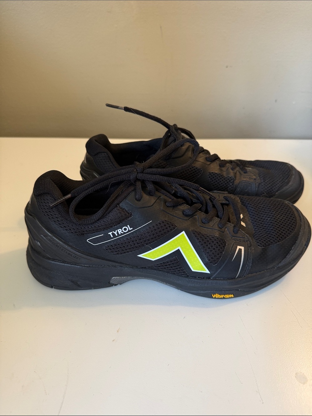 TYR Black Athletic Sneakers with Lime Accent